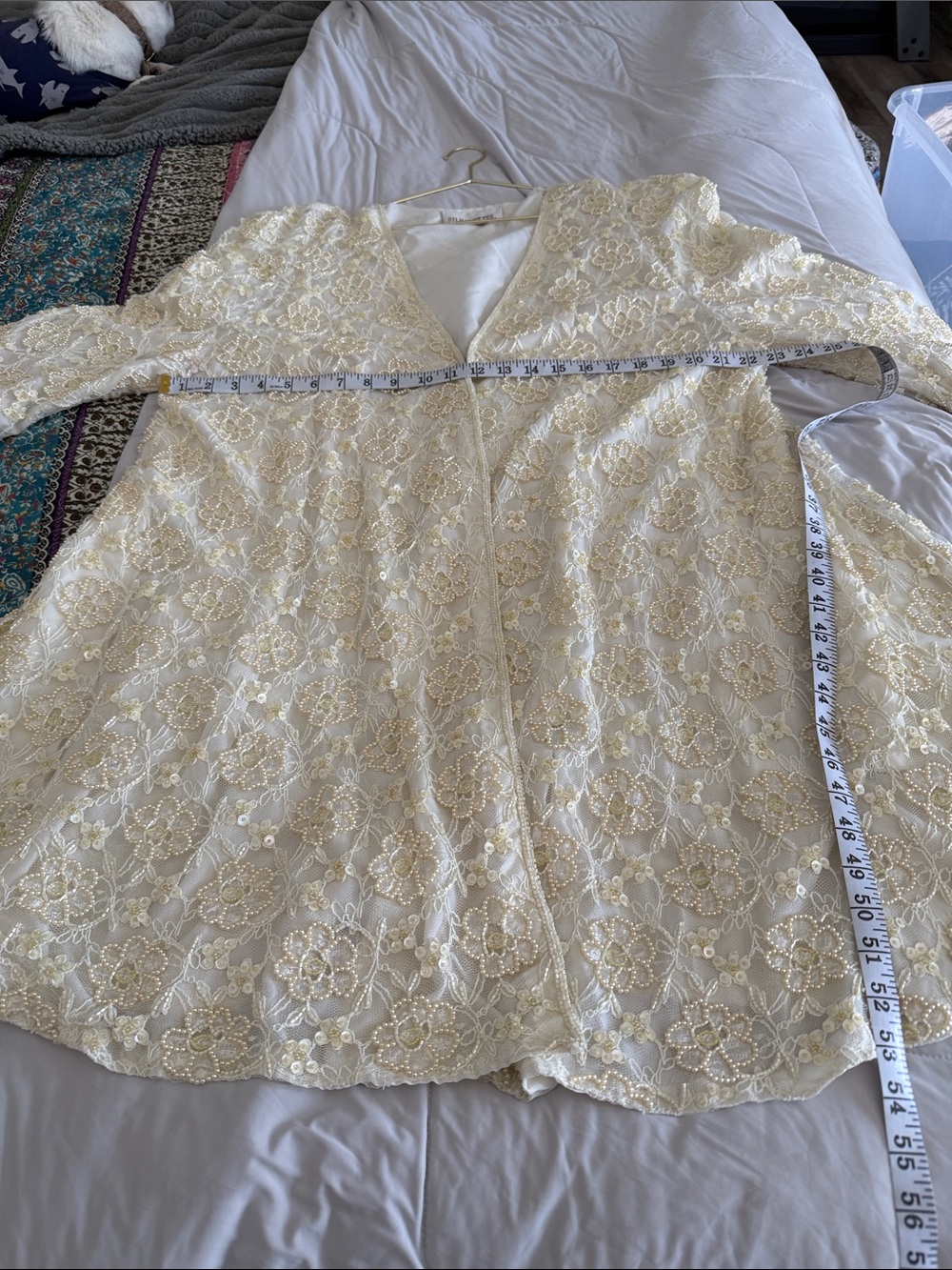 Silhouette Cream Lace Beaded Evening Jacket - Picture 5 of 6